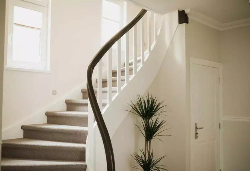 ベッドアンドブレックファースト Villa Adele