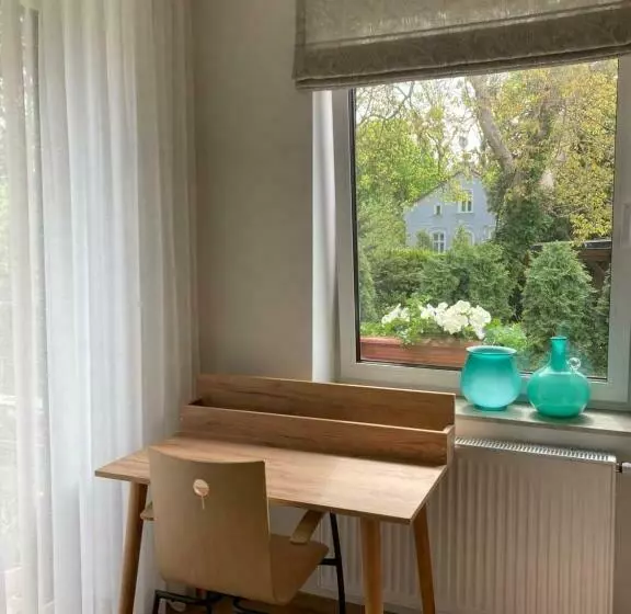 Aamiaismajoitus (B&B) Willa Witkacy