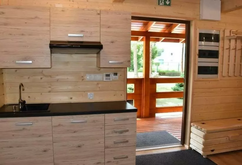 Hotelli Dom Wycieczkowy Na Stadionie