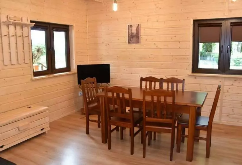 Hotelli Dom Wycieczkowy Na Stadionie