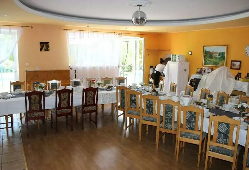 ホテル Gospodarstwo Agroturystyczne Agroletnica