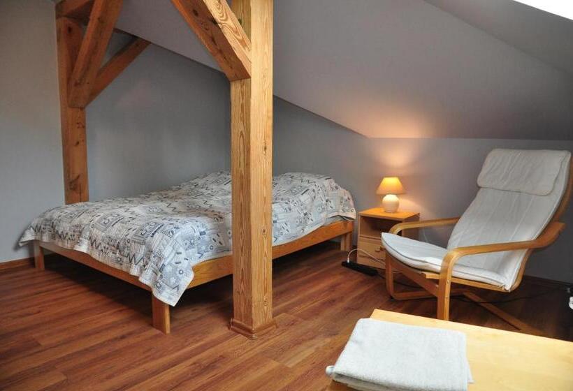 호텔 Modrzewiowe Wzgorze