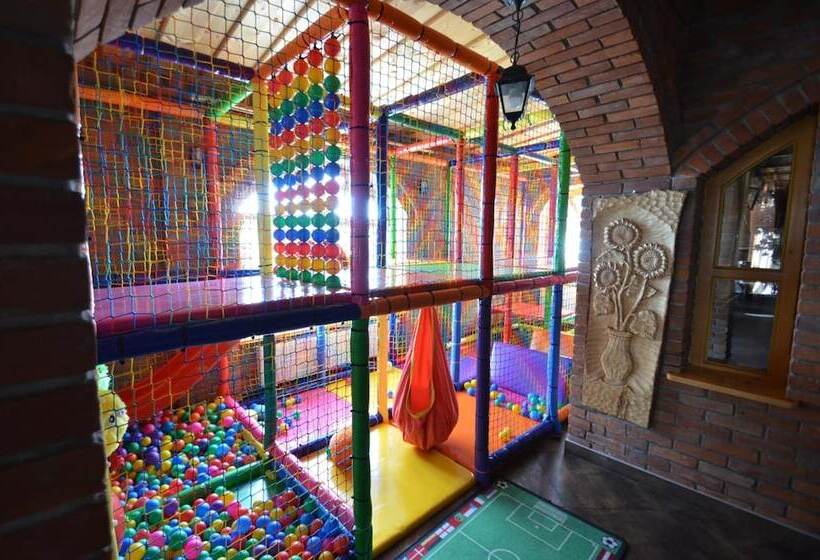 فندق Staropolska