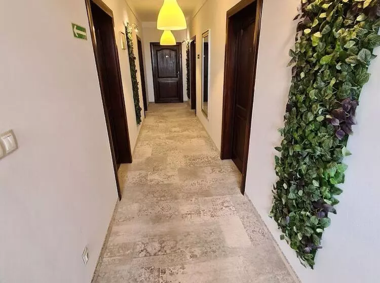 ホテル Staropolska