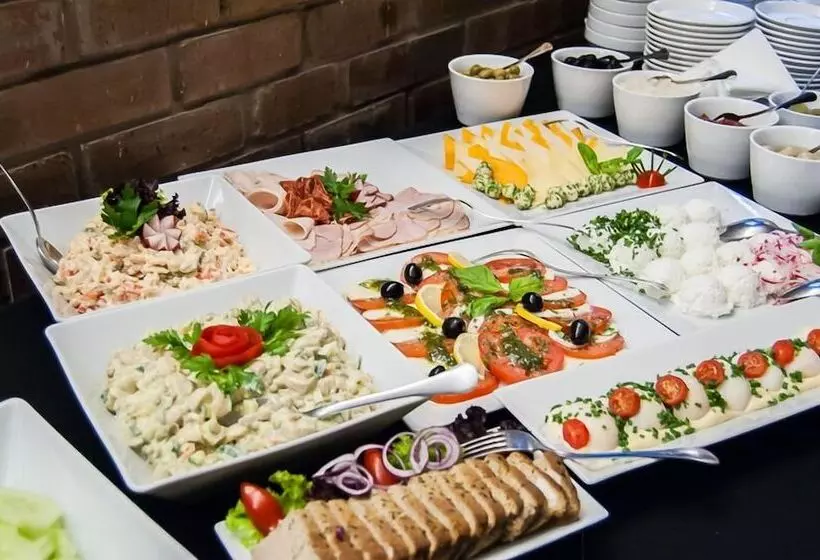 ホテル Staropolska