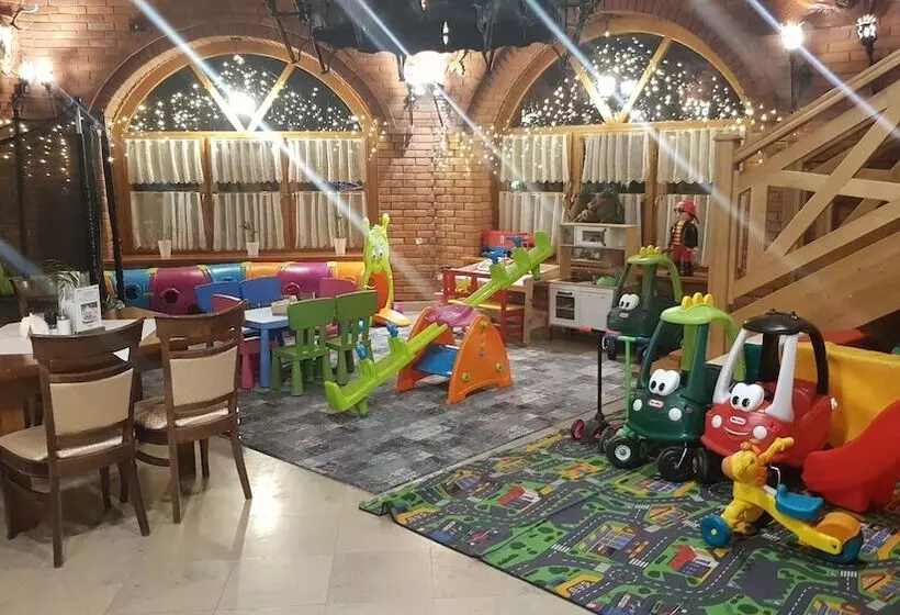 ホテル Staropolska