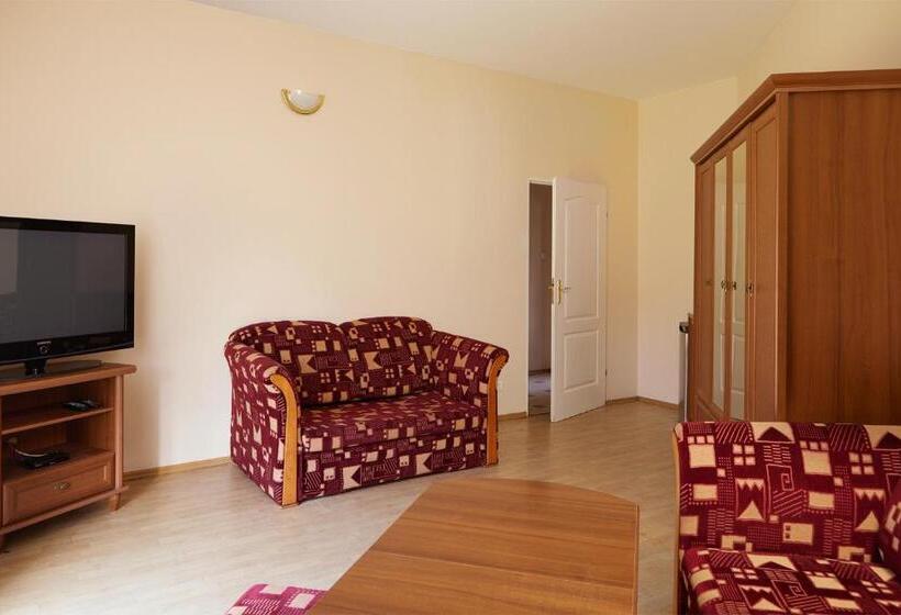 Pansiyon Dom Na Wzgórzu