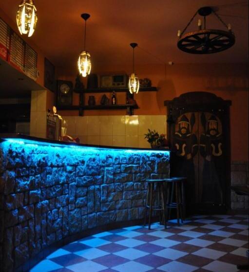 فندق صغير Karczma Chęciny