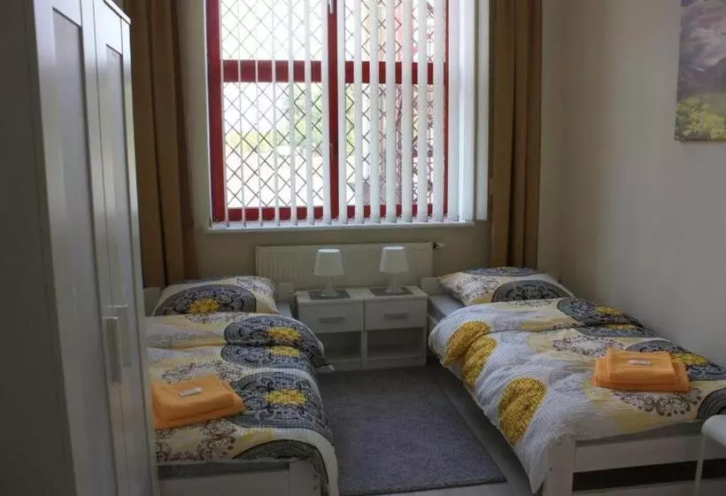 Retkeilymaja Pokoje Nad Nysą Olszyna