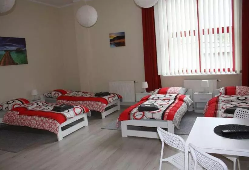 Retkeilymaja Pokoje Nad Nysą Olszyna