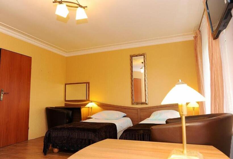 הוסטל Ranczo W Dolinie