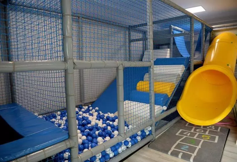 Retkeilymaja Ranczo W Dolinie