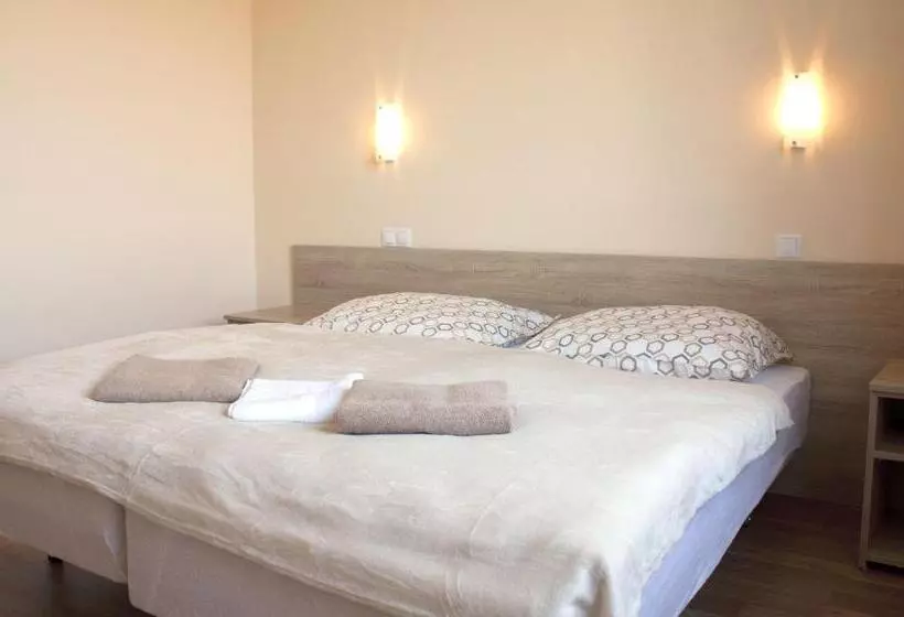 Retkeilymaja Zajazd U Marcela