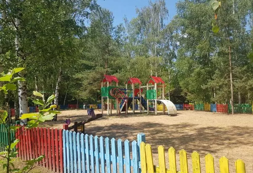 Aamiaismajoitus (B&B) Miłocin Park Centrum Wypoczynkowo Konferencyjne