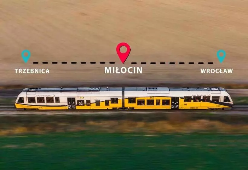 Aamiaismajoitus (B&B) Miłocin Park Centrum Wypoczynkowo Konferencyjne