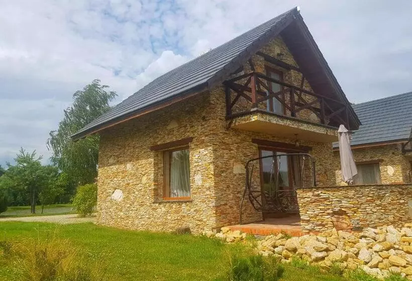 Aamiaismajoitus (B&B) Miłocin Park Centrum Wypoczynkowo Konferencyjne