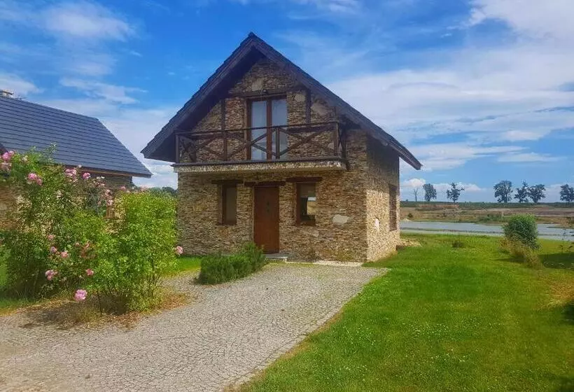 Aamiaismajoitus (B&B) Miłocin Park Centrum Wypoczynkowo Konferencyjne