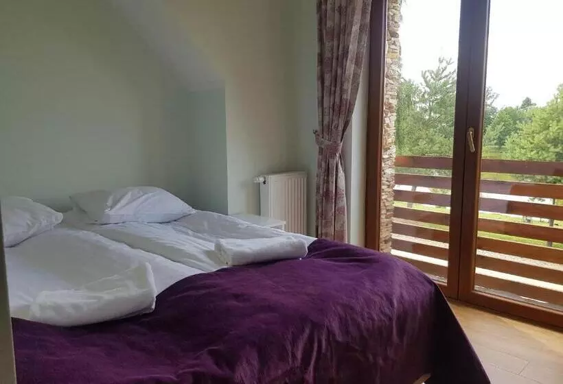 Aamiaismajoitus (B&B) Miłocin Park Centrum Wypoczynkowo Konferencyjne