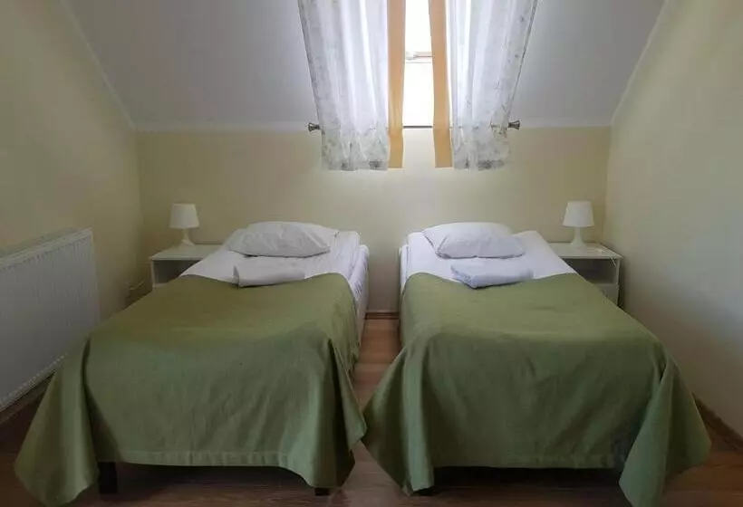 Aamiaismajoitus (B&B) Miłocin Park Centrum Wypoczynkowo Konferencyjne