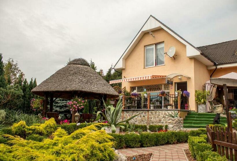 ベッドアンドブレックファースト Motelik Lord