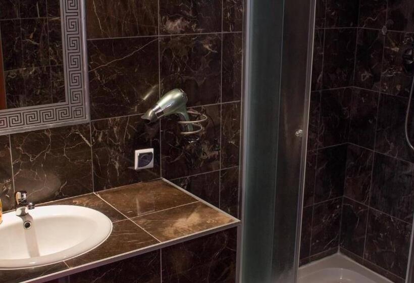 ベッドアンドブレックファースト Motelik Lord