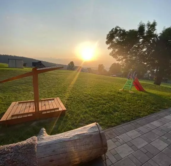 Aamiaismajoitus (B&B) Tarasówka U Zająca