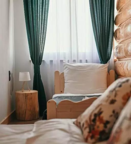 Aamiaismajoitus (B&B) Tarasówka U Zająca