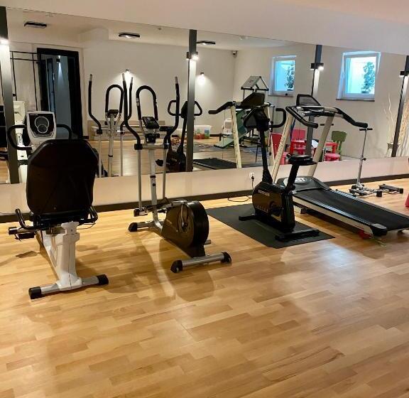 住宿加早餐  Villa Natura Rewa