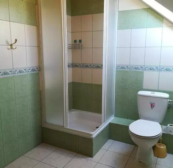 Hotelli Agroturystyka Pod Klonem