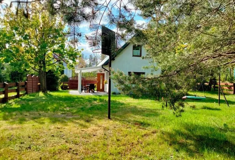 Hotelli Agroturystyka Pod Klonem