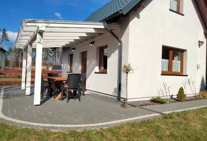 Hotelli Agroturystyka Pod Klonem
