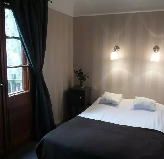 ホテル Leśny Dworek