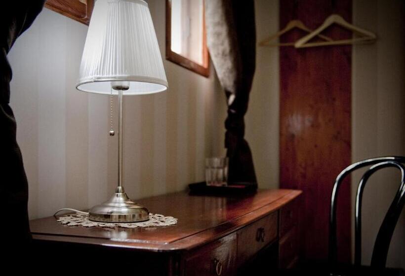 酒店 Leśny Dworek