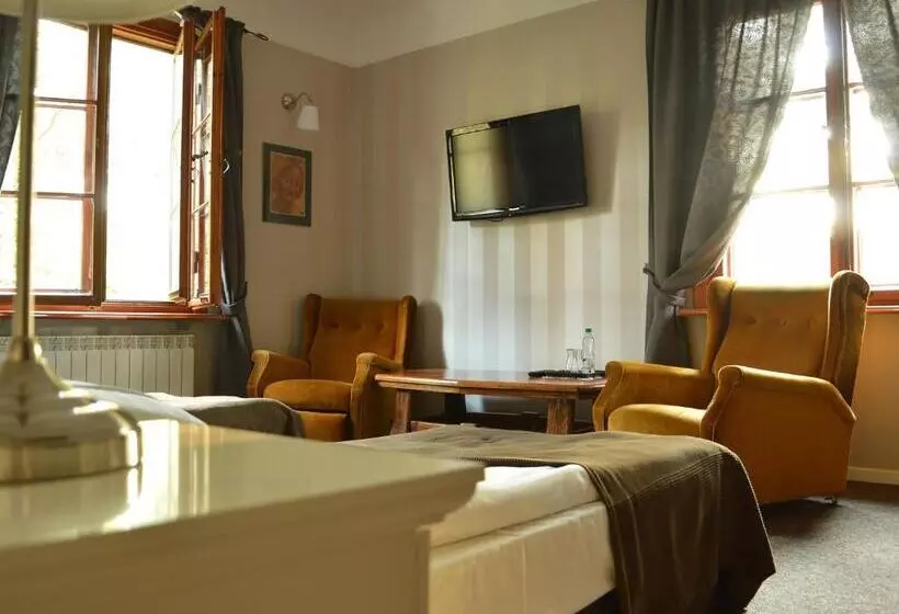 ホテル Leśny Dworek