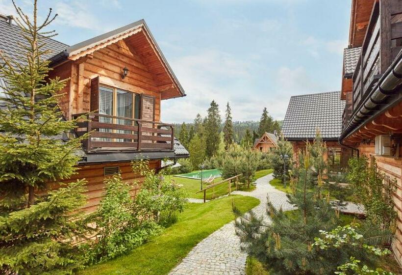 No Name Luxury Hotel & Spa