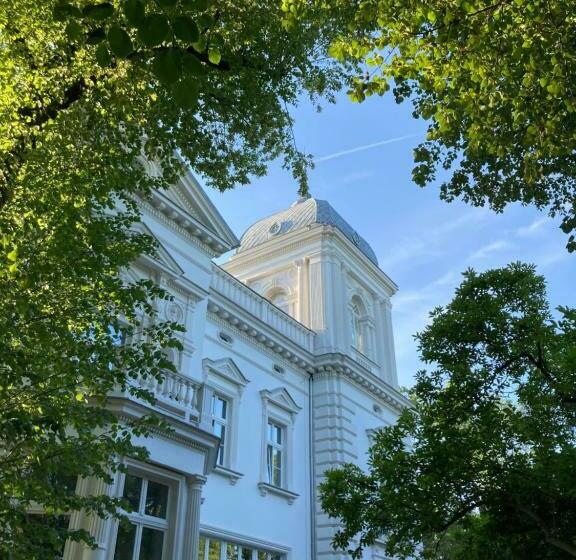 Hotel Stara Biblioteka