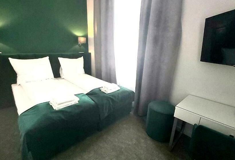 Hotel Stara Biblioteka