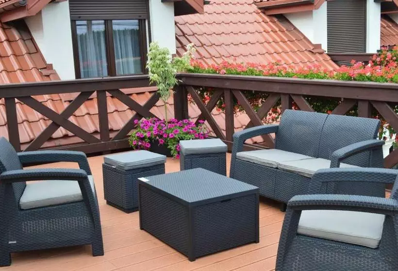 Hotelli Zajazd Złota Podkowa