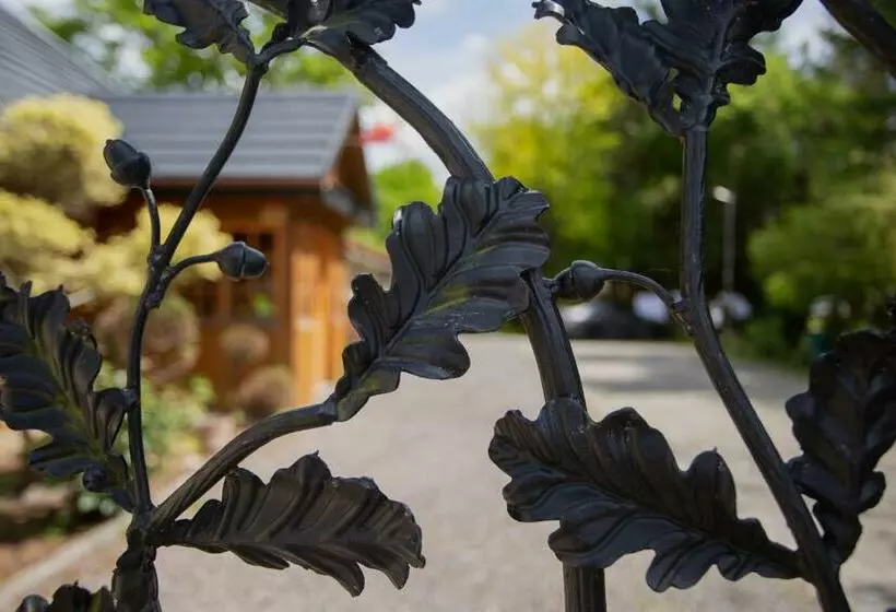 Motelli Noclegi Pod Dębem U Jakuba