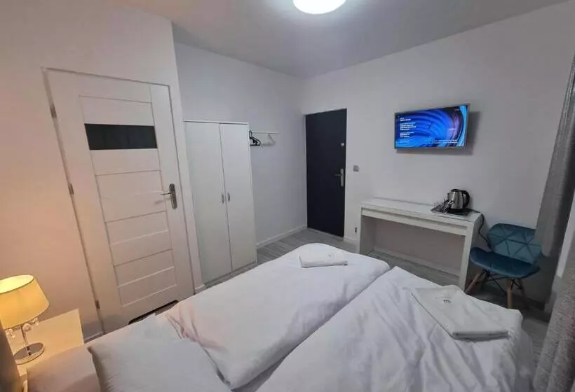 پانسیون Snow Queen