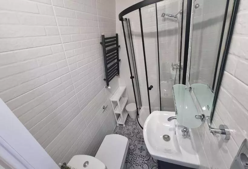 پانسیون Snow Queen