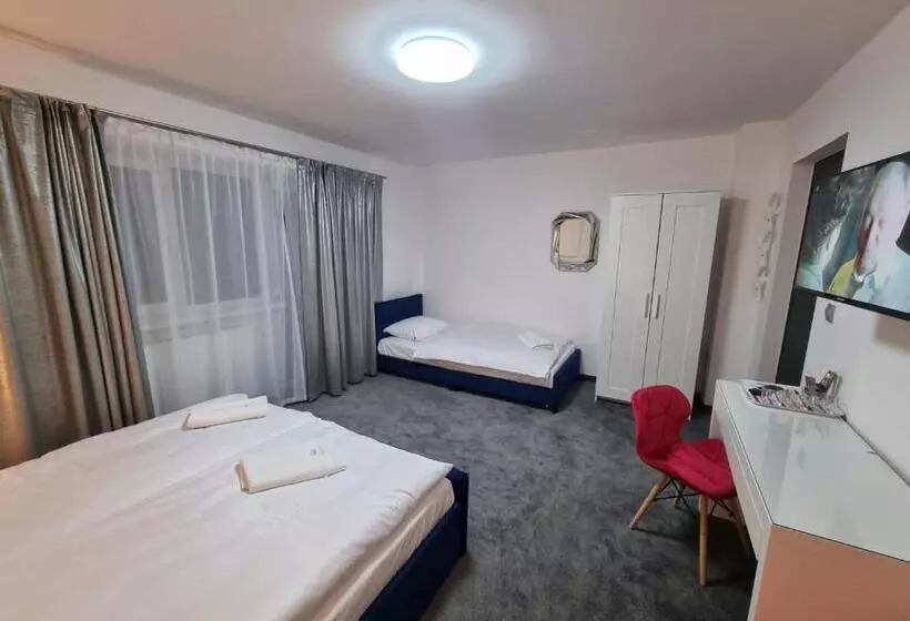 پانسیون Snow Queen