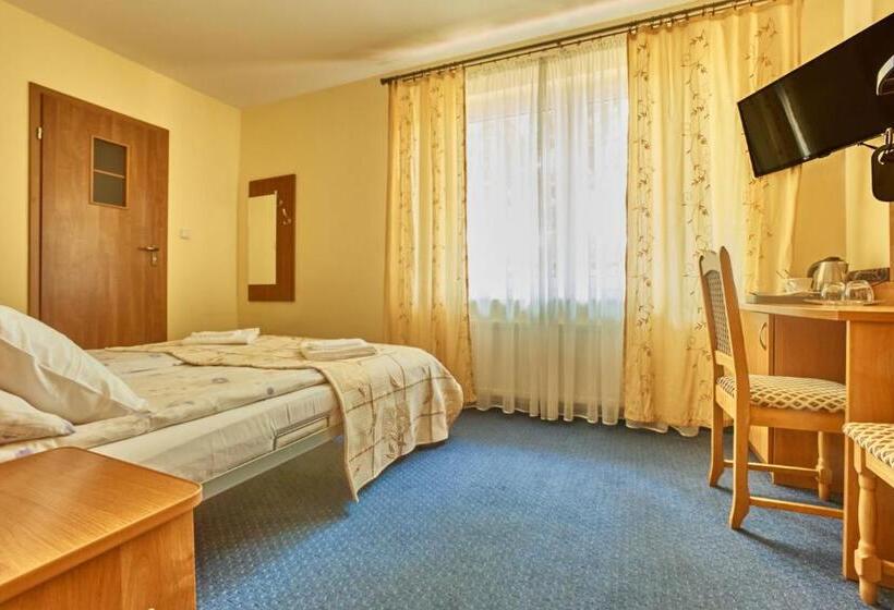 פנסיון Villa Eldorado