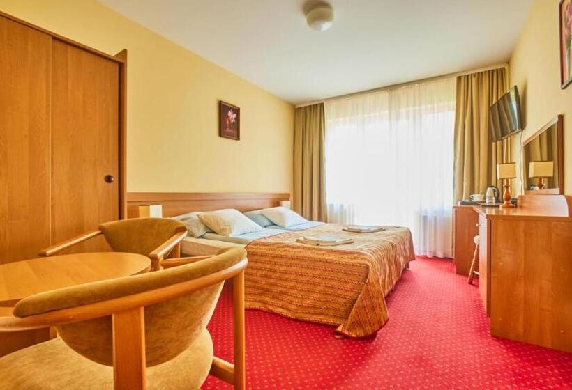 פנסיון Villa Eldorado