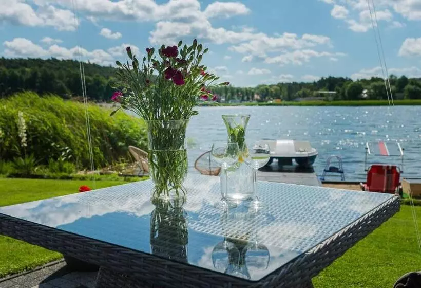 Majatalo Willa Borowski