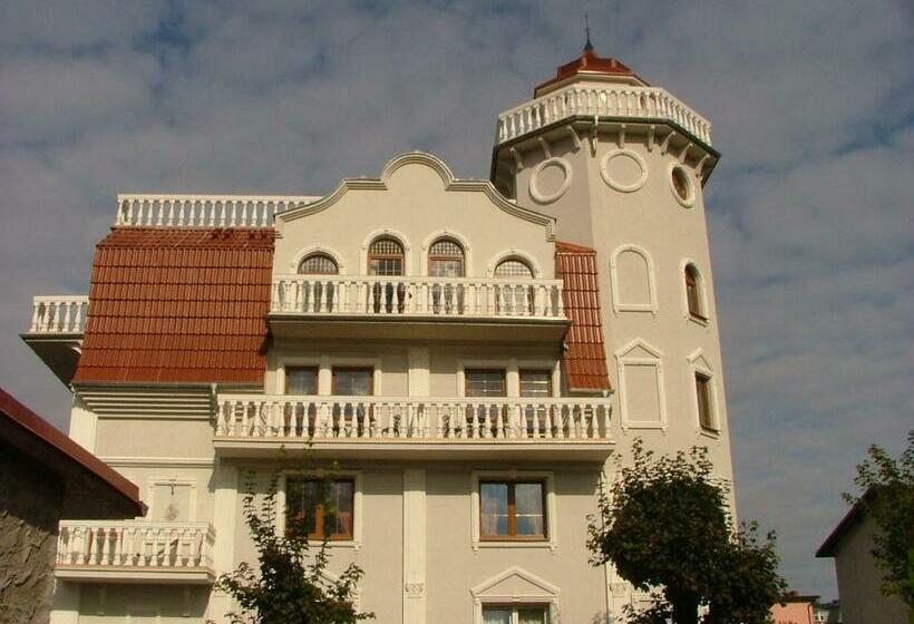 פנסיון Willa Epoka