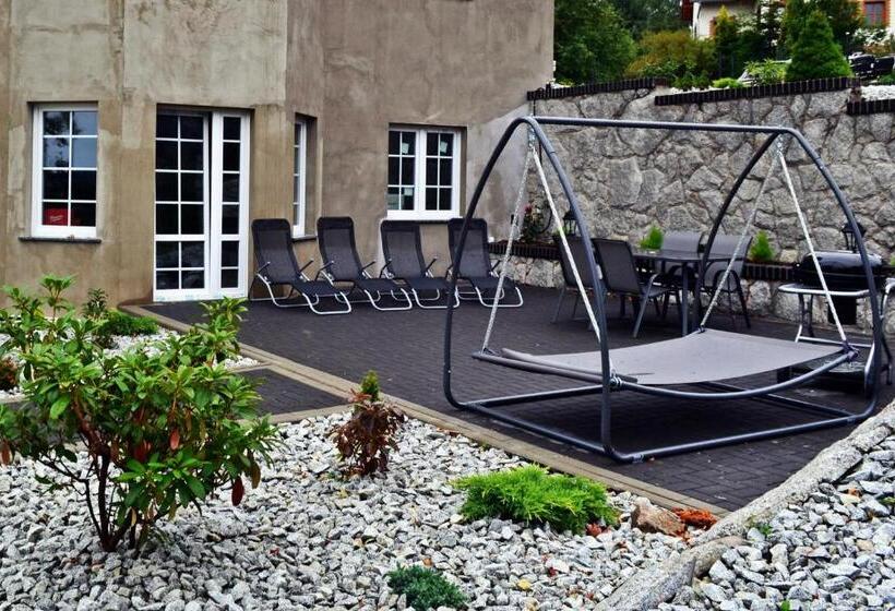 Majatalo Willa Na Złotym Widoku