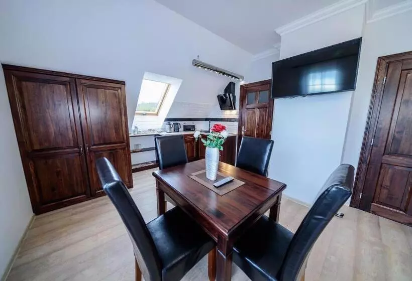 Majatalo Willa Na Złotym Widoku