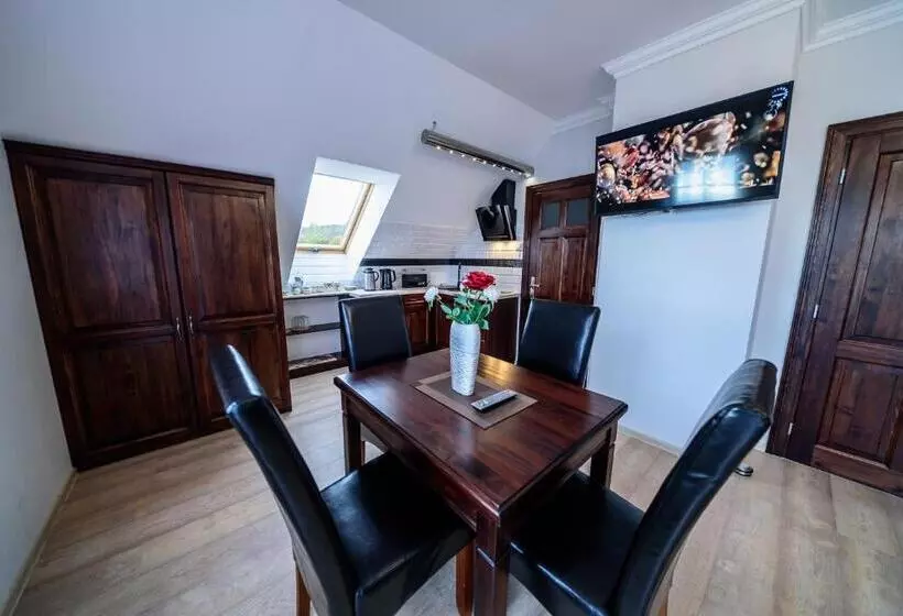 Majatalo Willa Na Złotym Widoku