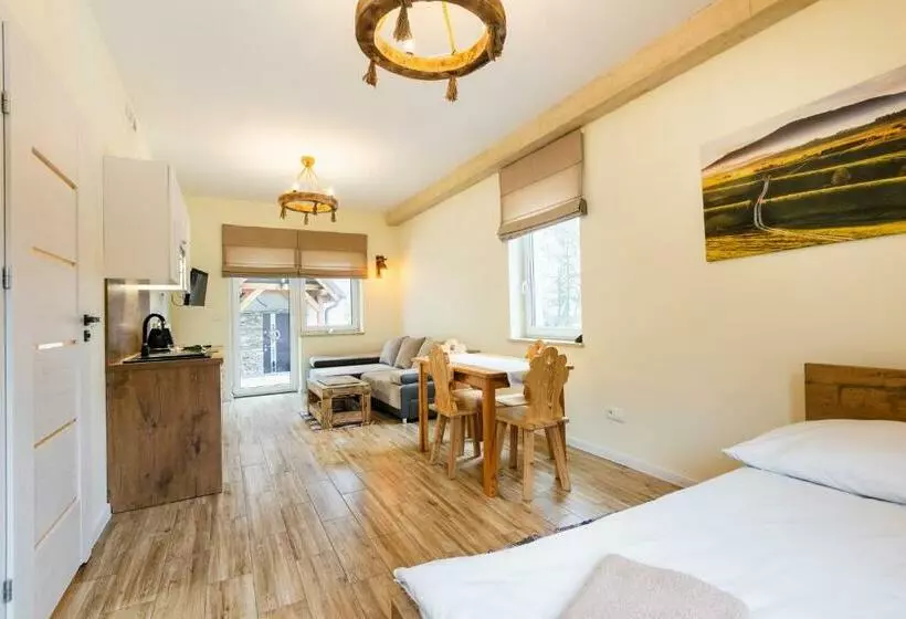 Apartamenty,pokoje Paholski